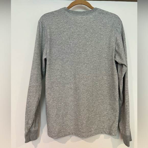 Men’s Nike long sleeve t shirt size medium - Picture 2 of 2